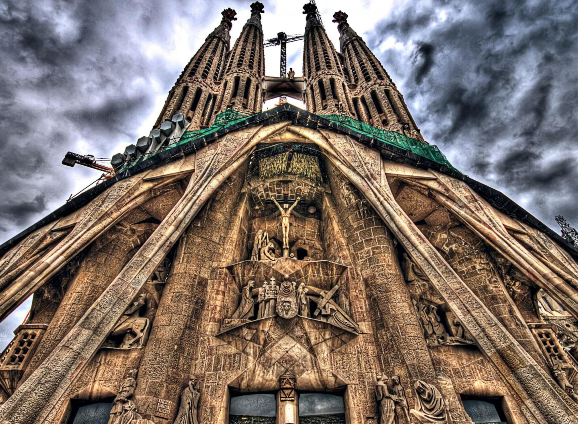 Обои Sagrada Familia - Barcelona 1920x1408