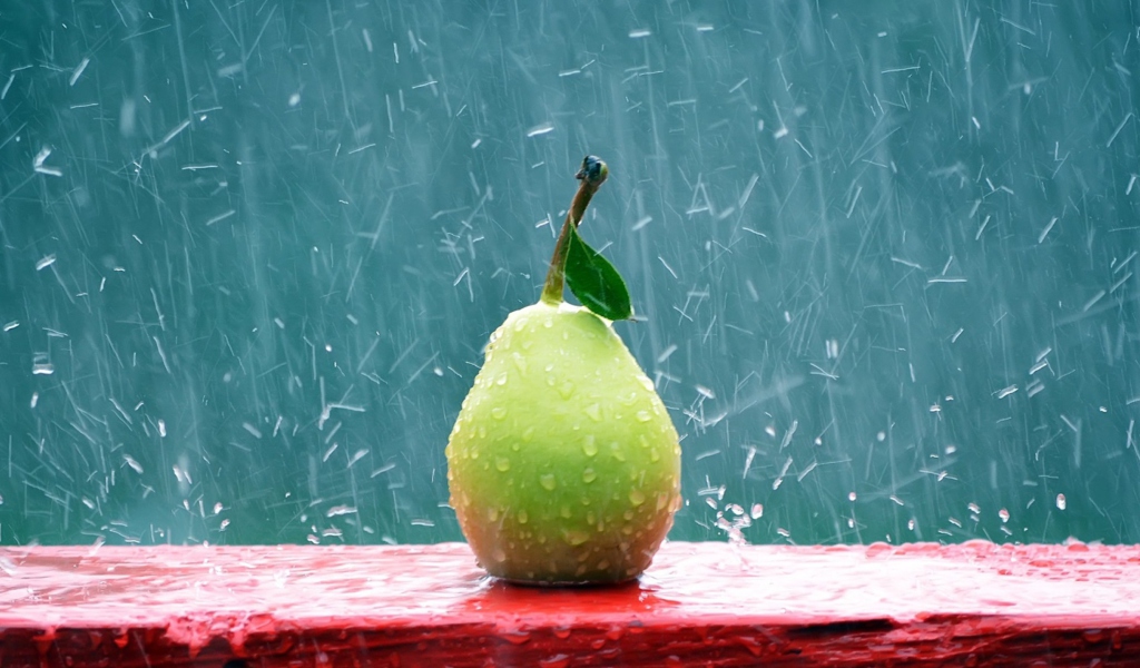 Green Pear In The Rain wallpaper 1024x600