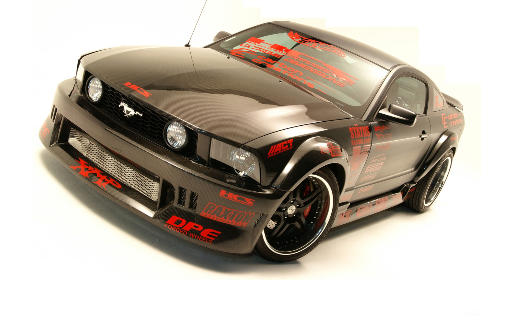 Ford Mustang Custom Tuning screenshot #1 1680x1050