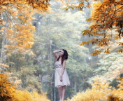 Girl In Autumn Forest wallpaper 176x144