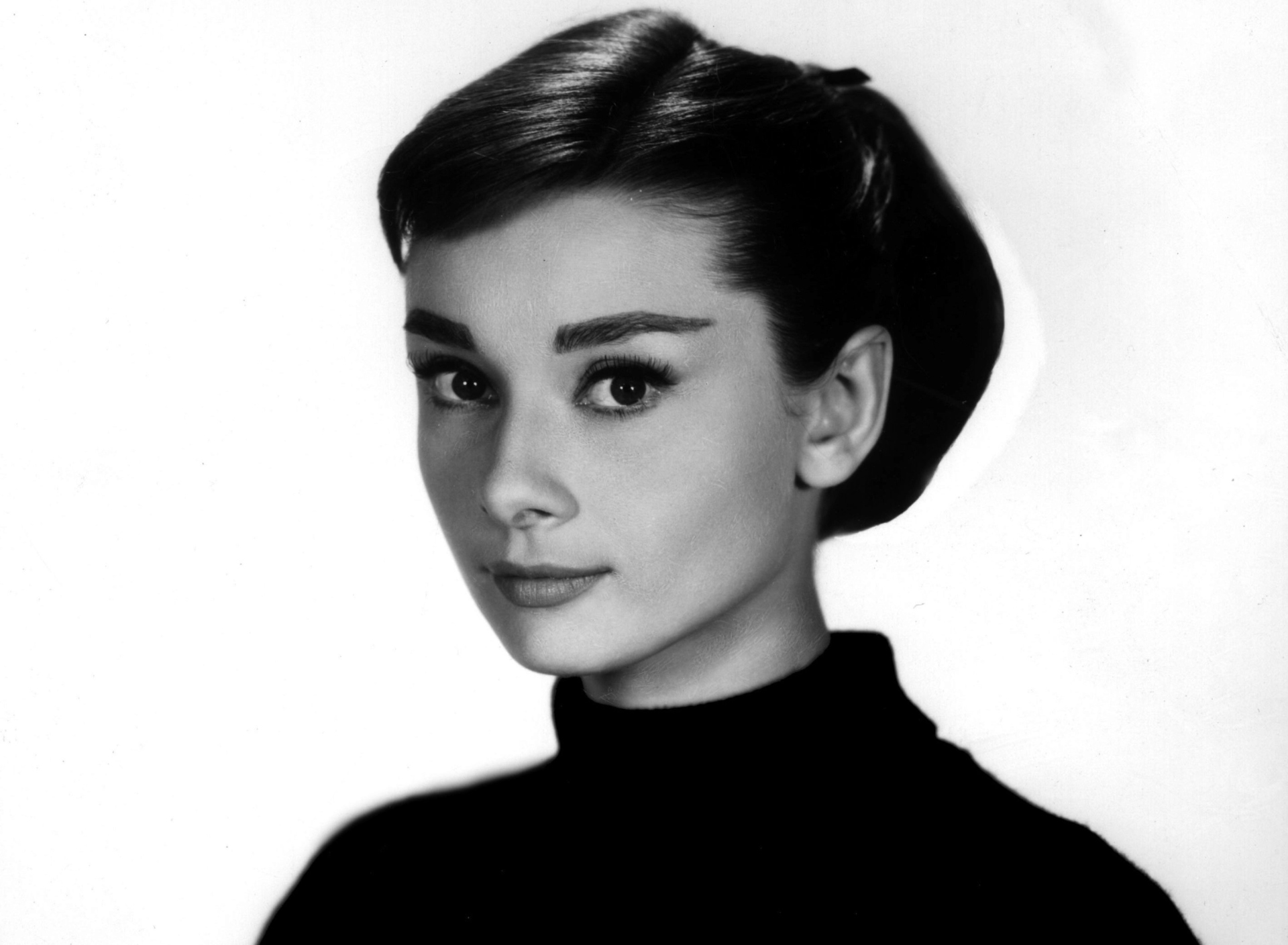 Screenshot №1 pro téma Audrey Hepburn 1920x1408