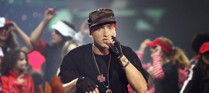 Fondo de pantalla Eminem Live Concert 720x320