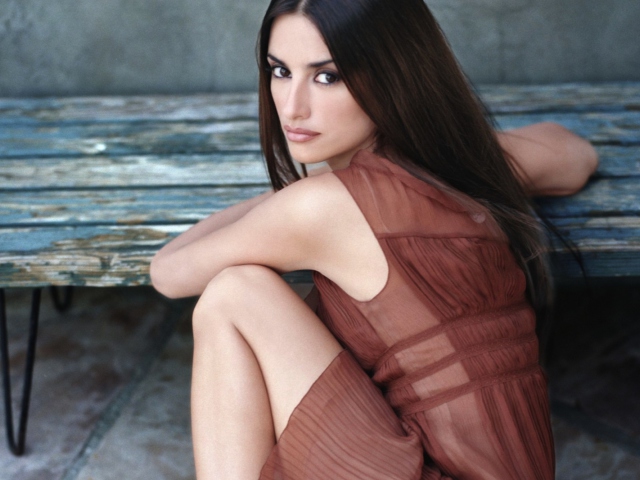 Penelope Cruz wallpaper 640x480