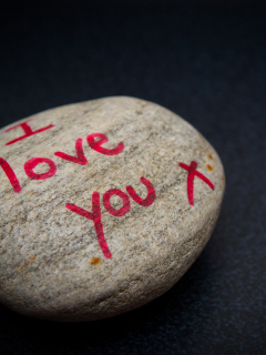 Das I Love You Written On Stone Wallpaper 240x320