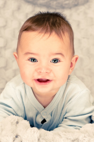 Das Cute & Adorable Baby Wallpaper 320x480