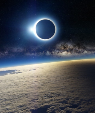 Eclipse From Space - Obrázkek zdarma pro iPhone 4S
