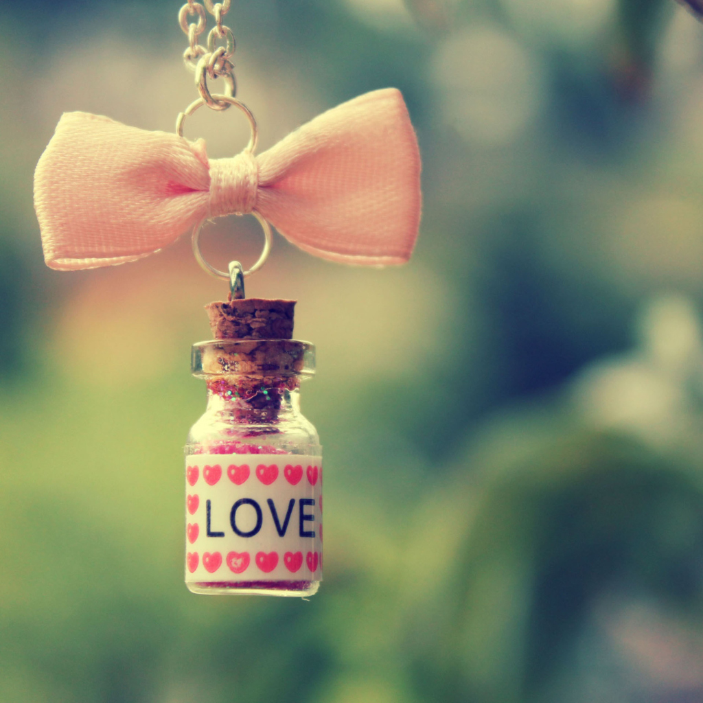 Fondo de pantalla Love Potion 1024x1024