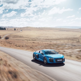 Free Audi R8 V10 Plus Picture for 128x128