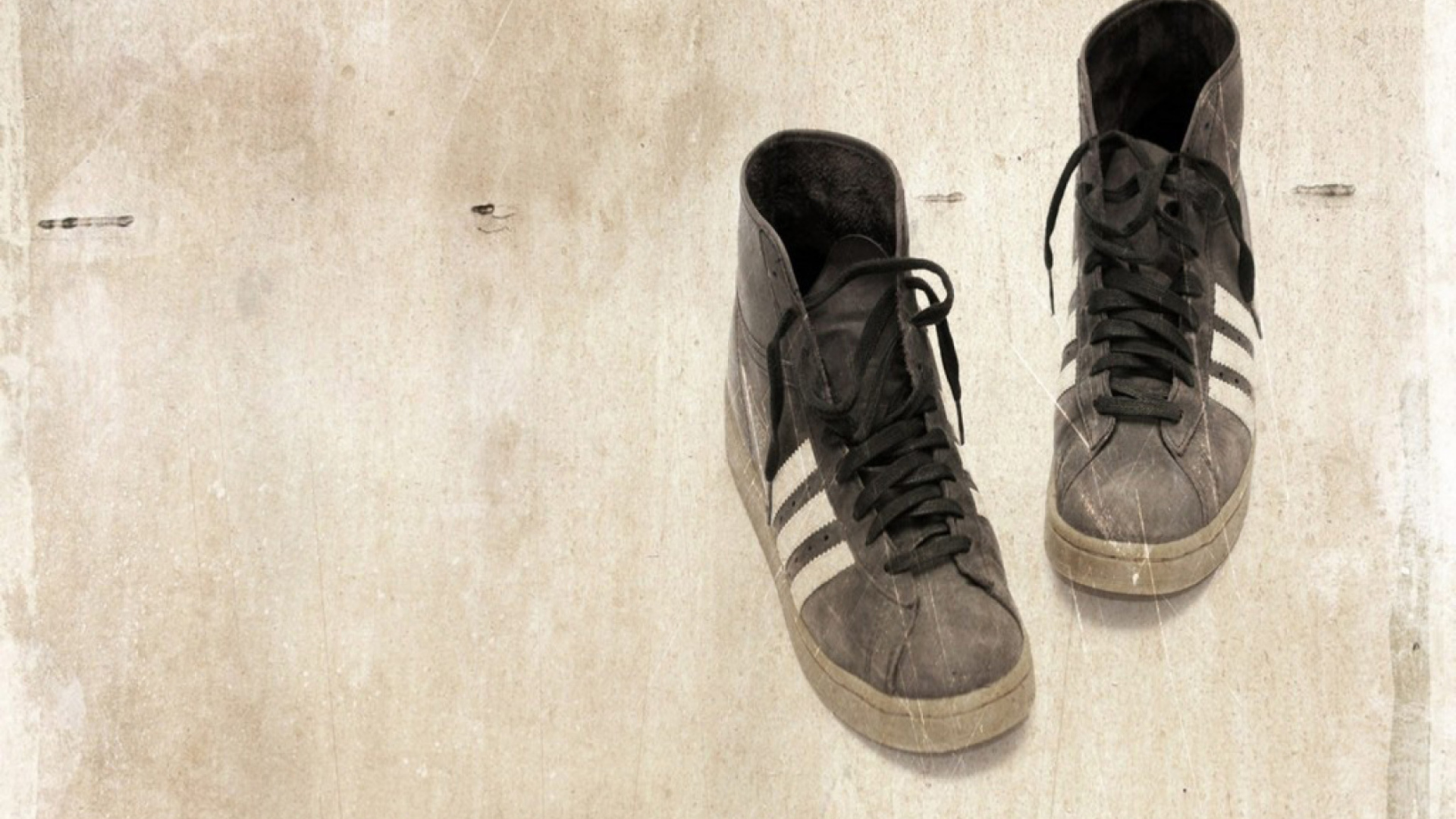 Grungy Sneakers screenshot #1 1920x1080