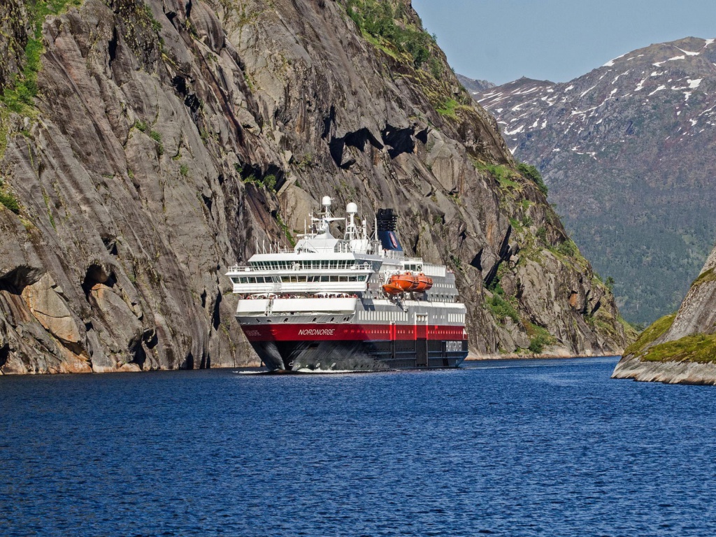 Norway Cruise wallpaper 1024x768