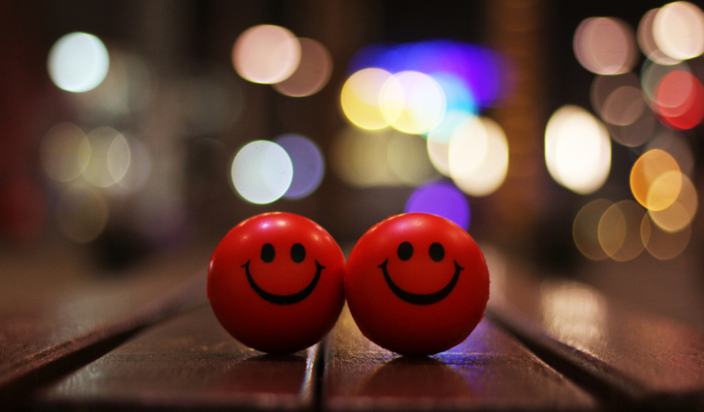 Happy Smileys wallpaper 1024x600