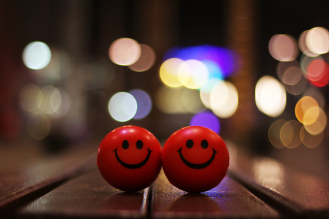Обои Happy Smileys 480x320