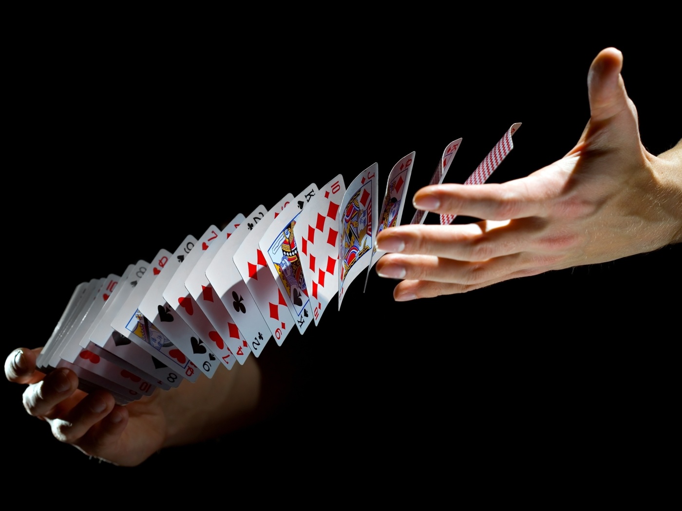 Playing cards trick wallpaper 1400x1050