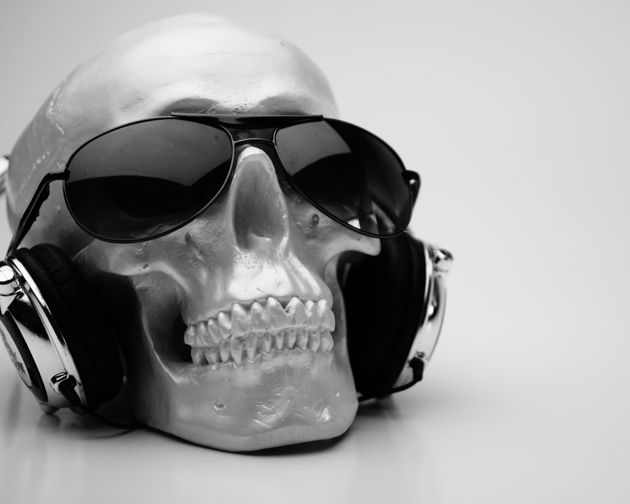 Das Fancy Skull Wallpaper 1280x1024
