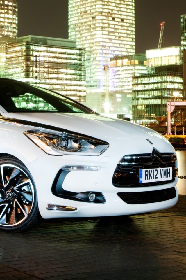 Citroen DS5 Diesel Hybrid 4 wallpaper 640x960