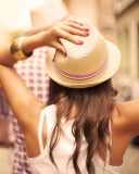 Обои Summer Girl In Panama Hat 128x160
