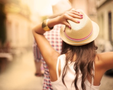 Summer Girl In Panama Hat screenshot #1 220x176