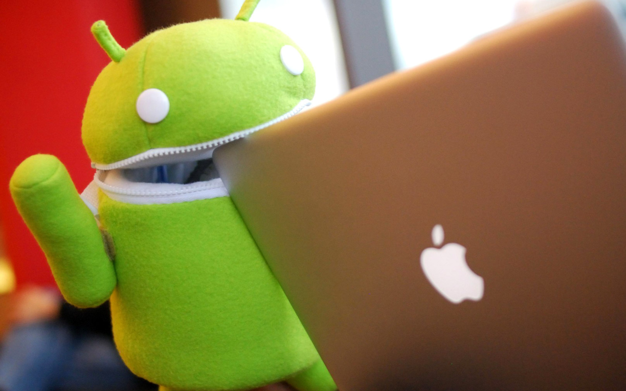 Android Robot and Apple MacBook Air Laptop wallpaper 1280x800