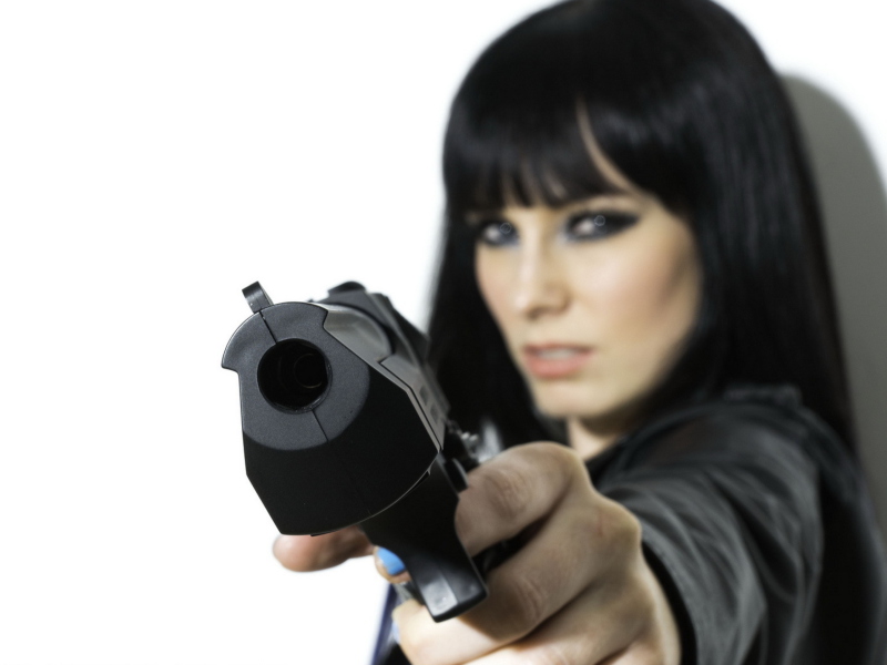 Brunette With Gun wallpaper 800x600