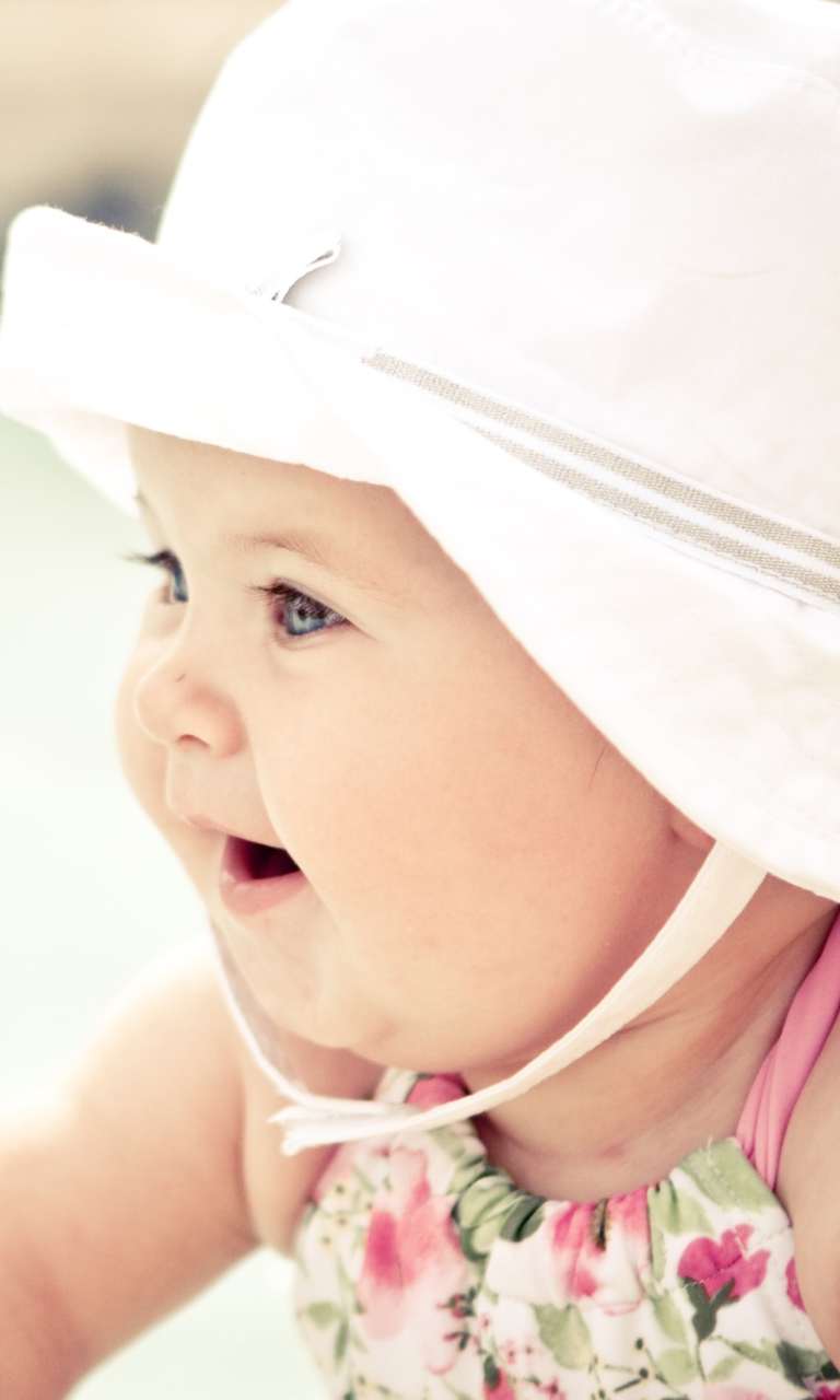 Cute Baby In Hat wallpaper 768x1280