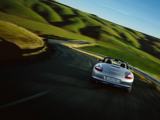 Das Porsche Boxter Highway Wallpaper 320x240