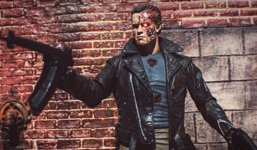 Das Terminator Toy Wallpaper 1024x600
