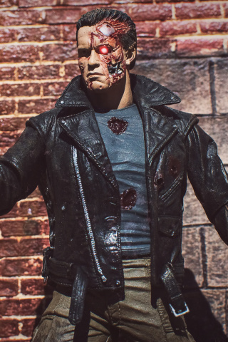 Das Terminator Toy Wallpaper 320x480