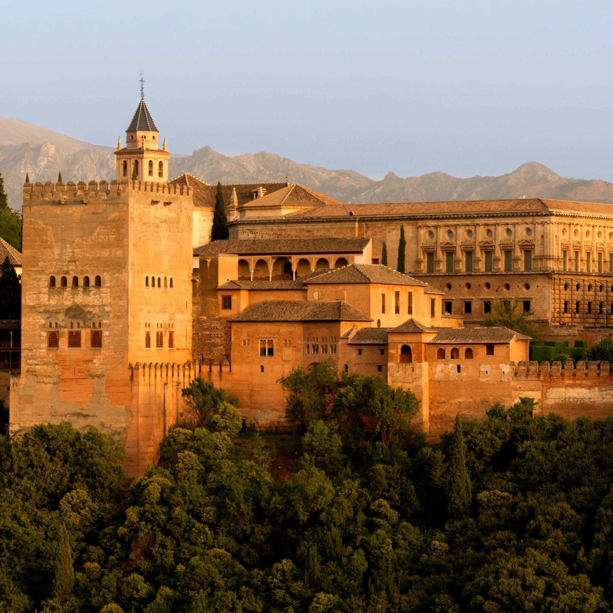 Das Alhambra of Granada Wallpaper 2048x2048