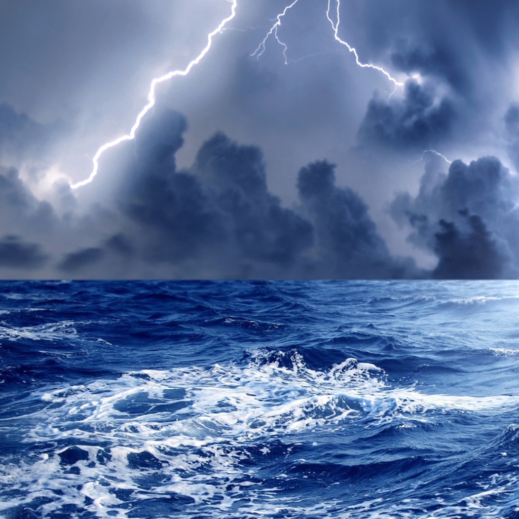 Обои Storm And Blue Sea 1024x1024