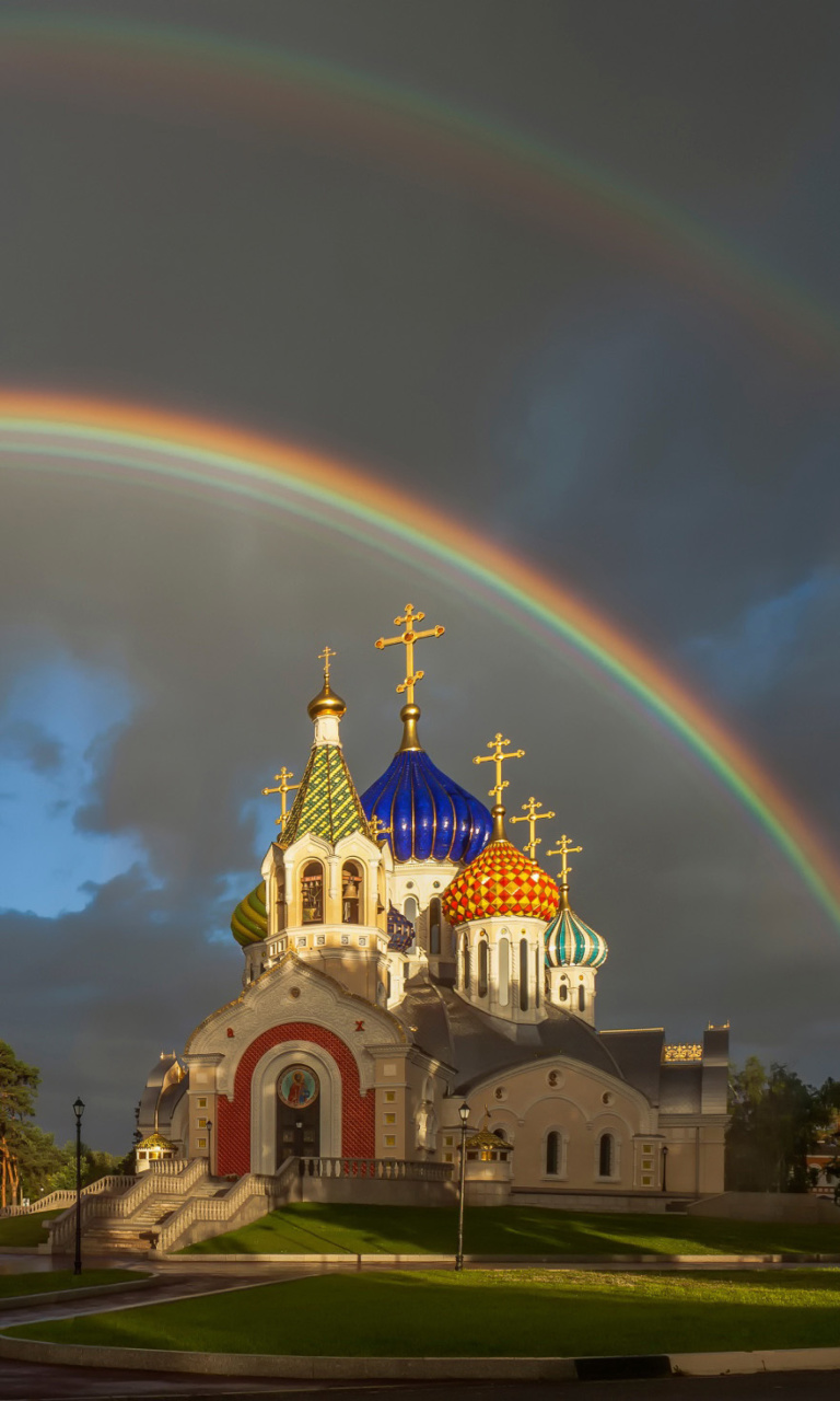 Fondo de pantalla The Church of St. Igor of Chernigov in Peredelkino 768x1280
