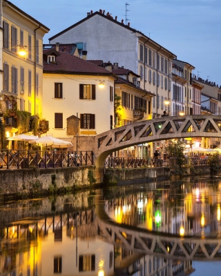 Milan Canal Navigli District - Fondos de pantalla gratis para 640x1136