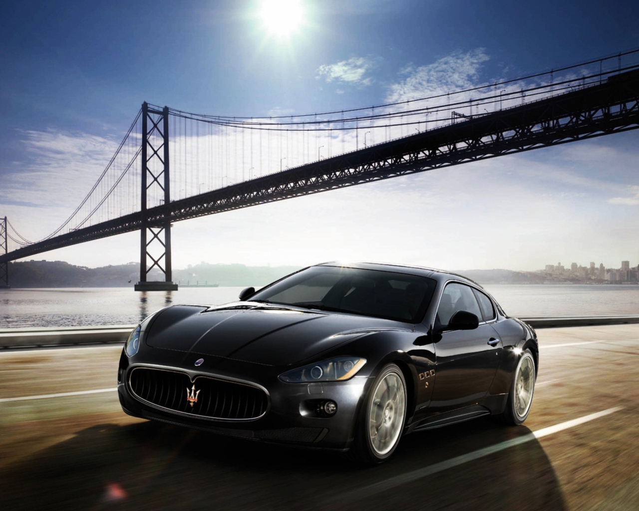 Fondo de pantalla Maserati Granturismo 1280x1024