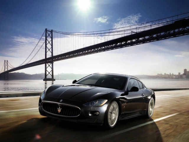 Sfondi Maserati Granturismo 640x480