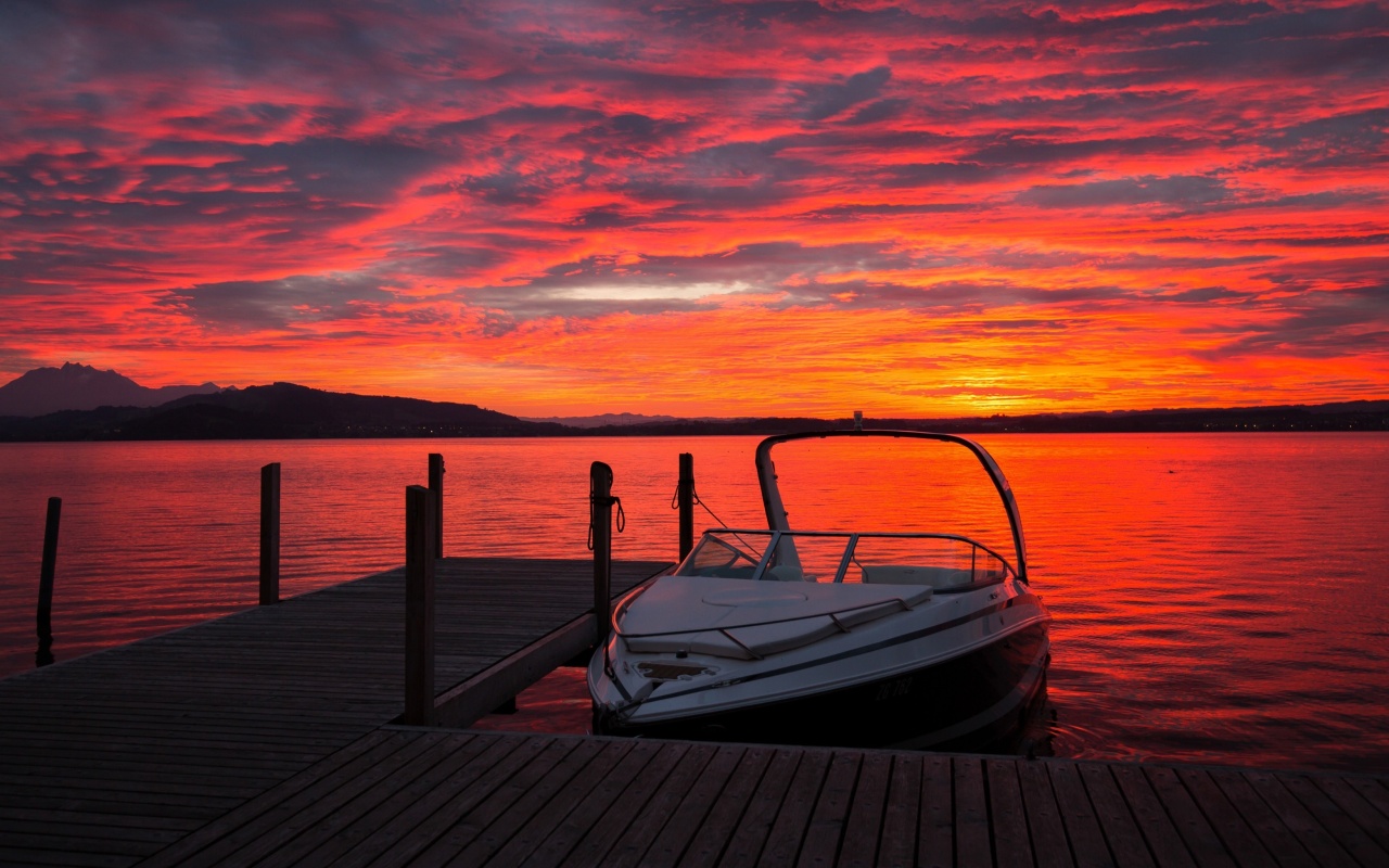 Обои Lake sunrise with boat 1280x800