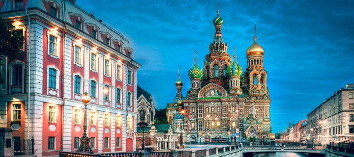 Screenshot №1 pro téma Church Of Savior On Spilled Blood In St. Petersburg 720x320