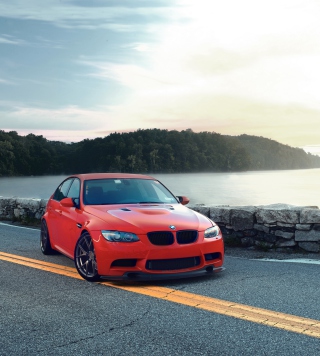 Free Red BMW Picture for 640x960