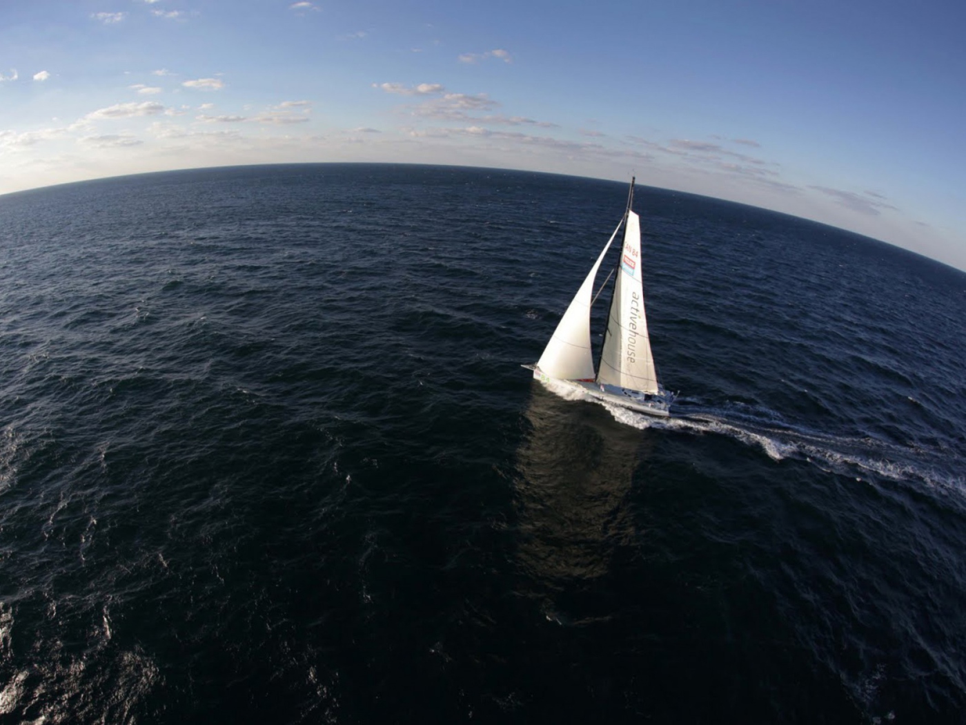 Обои Sailing Around The World 1400x1050