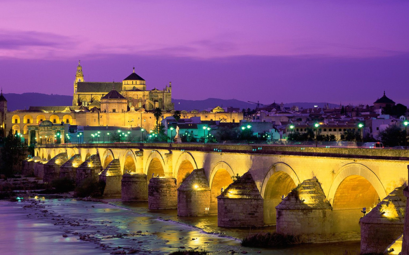 Roman Bridge - Guadalquivir River wallpaper 1680x1050