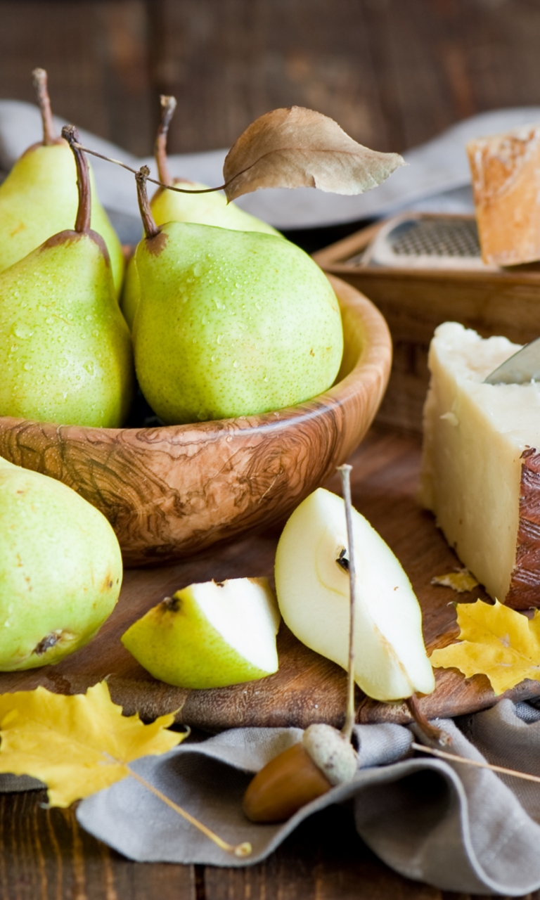 Das Pears And Cheese Wallpaper 768x1280