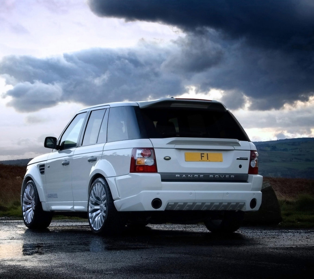 Luxury Range Rover wallpaper 1080x960