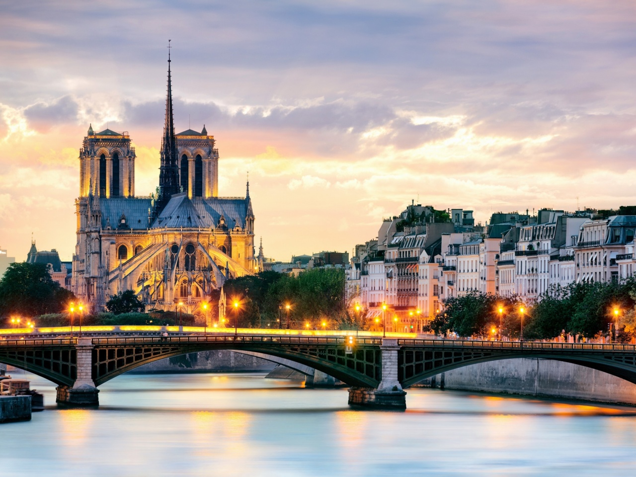 Fondo de pantalla Notre Dame de Paris Catholic Cathedral 1280x960