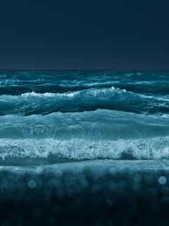 Screenshot №1 pro téma Big Blue Waves At Night 240x320