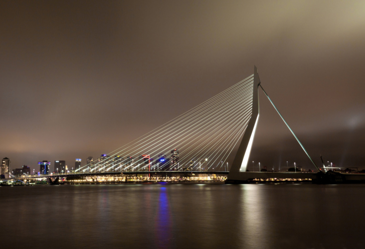 Das Erasmus Bridge Rotterdam Wallpaper