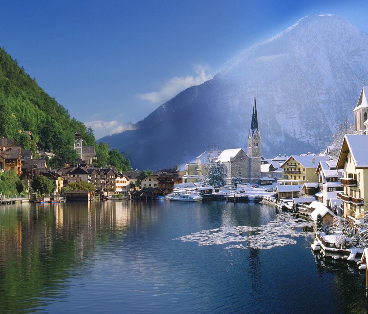 Hallstatt in Austria wallpaper 1200x1024