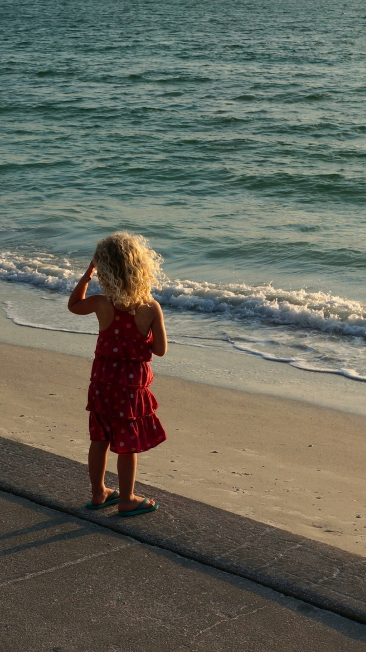 Child Looking At Sea wallpaper 750x1334