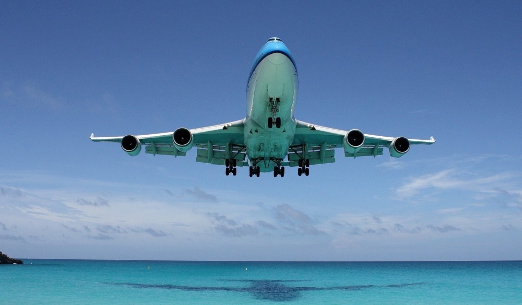 Fondo de pantalla Boeing 747 in St Maarten Extreme Airport 1024x600