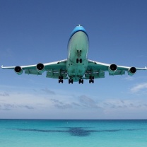 Fondo de pantalla Boeing 747 in St Maarten Extreme Airport 208x208