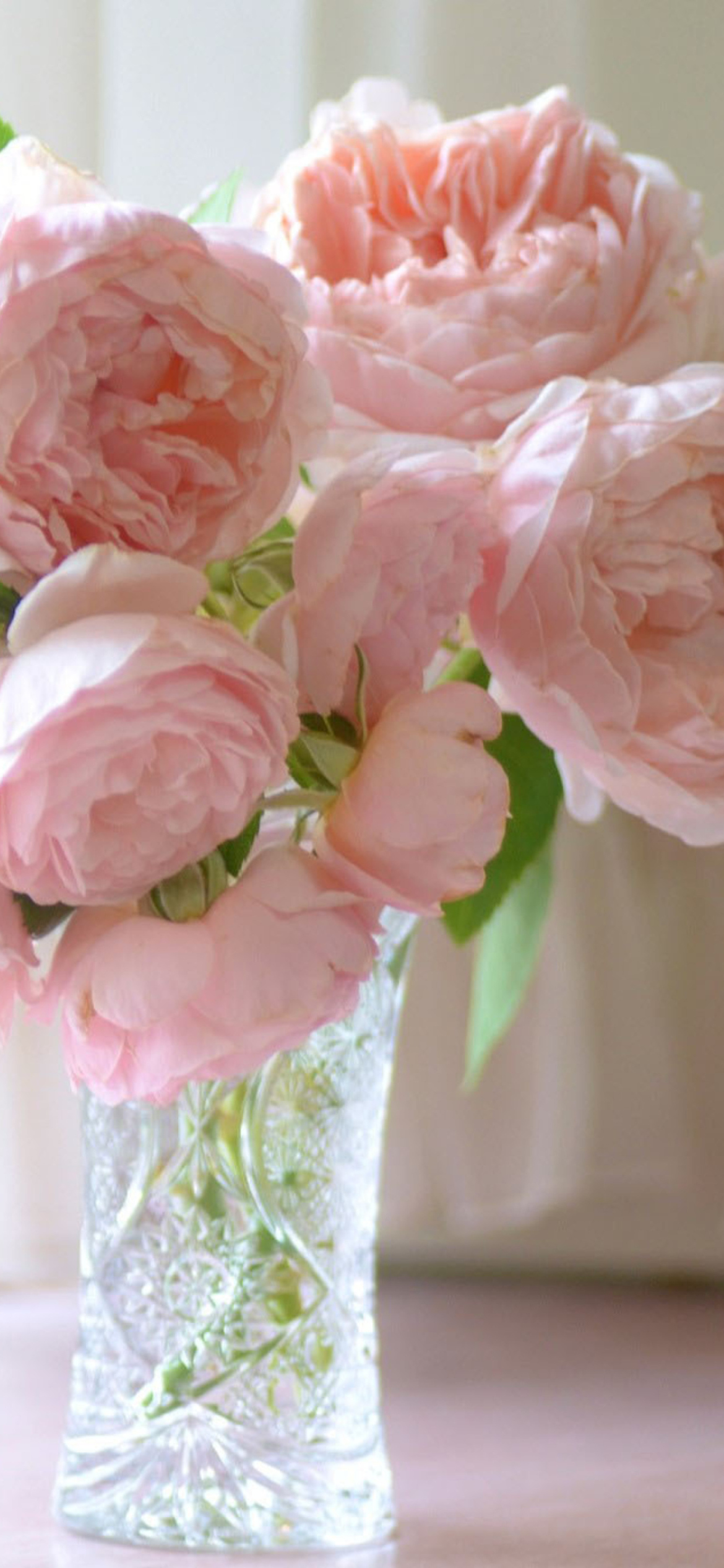 Soft Pink Peonies Bouquet wallpaper 1170x2532
