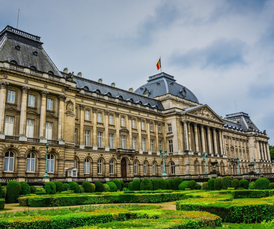 Das Royal Palace of Brussels Wallpaper 960x800