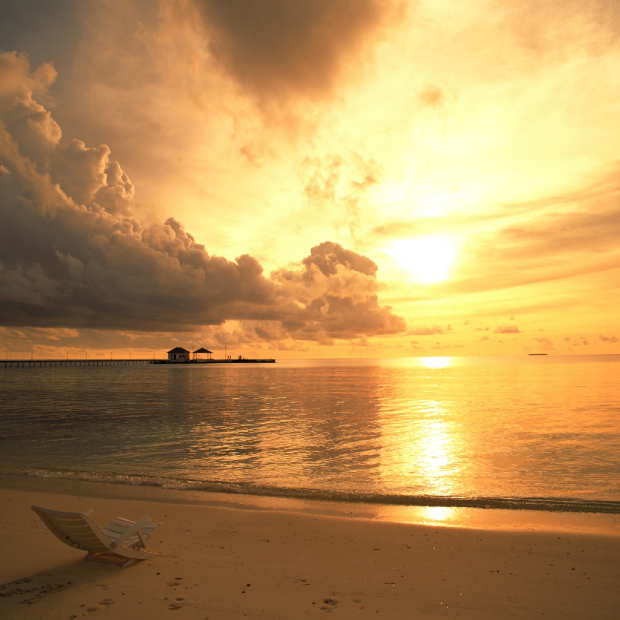 Beach Chair At Sunset screenshot #1 2048x2048